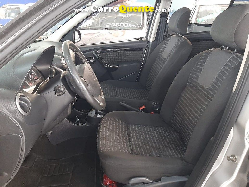 RENAULT SANDERO 1.6 PRIVILEGE 16V - Loja