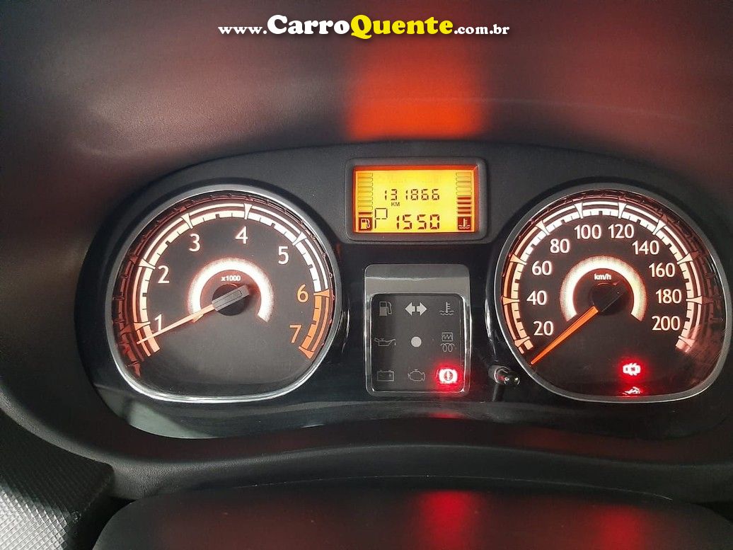 RENAULT SANDERO 1.6 PRIVILEGE 16V - Loja