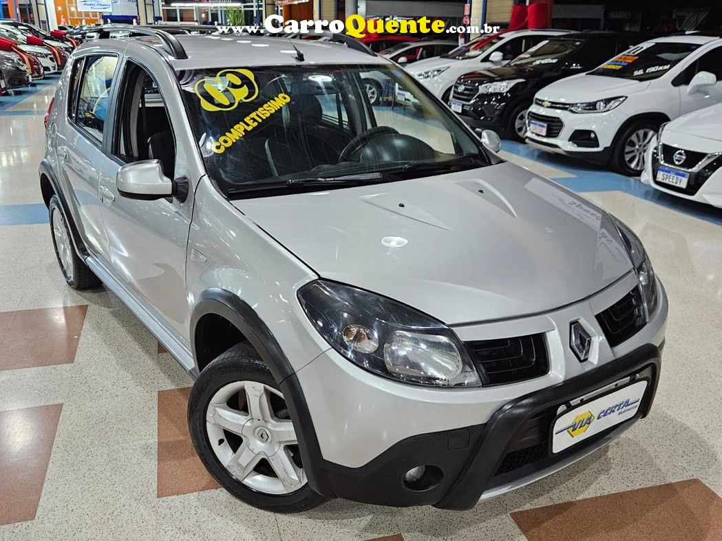 RENAULT SANDERO 1.6 STEPWAY FLEX - Loja