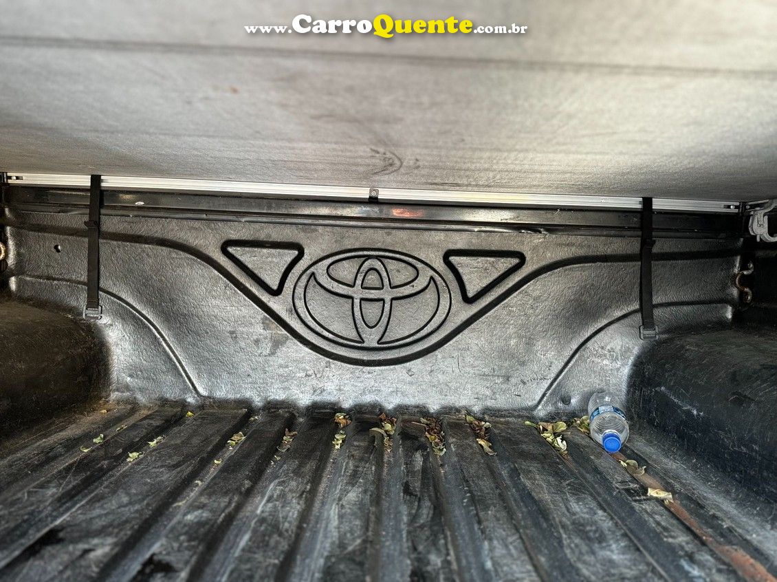 TOYOTA HILUX 3.0 SRV 4X4 CD 16V TURBO INTERCOOLER - Loja