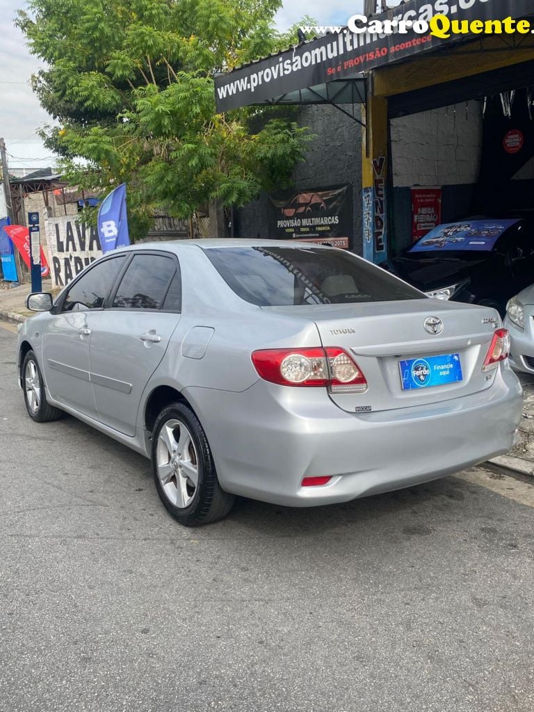 TOYOTA   COROLLA XEI 2.0 FLEX 16V AUT.   PRATA 2014 2.0 FLEX - Loja