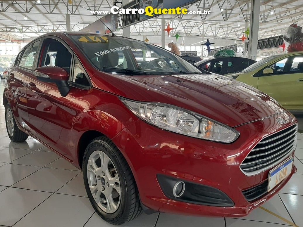 FORD FIESTA 1.0 ROCAM SE PLUS HATCH 8V - Loja