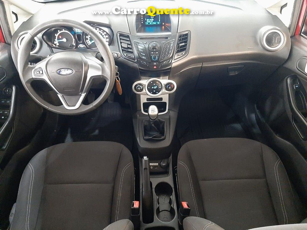 FORD FIESTA 1.0 ROCAM SE PLUS HATCH 8V - Loja