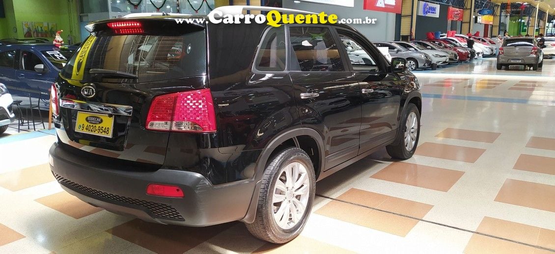 KIA SORENTO 2.4 EX 4X2 16V - Loja