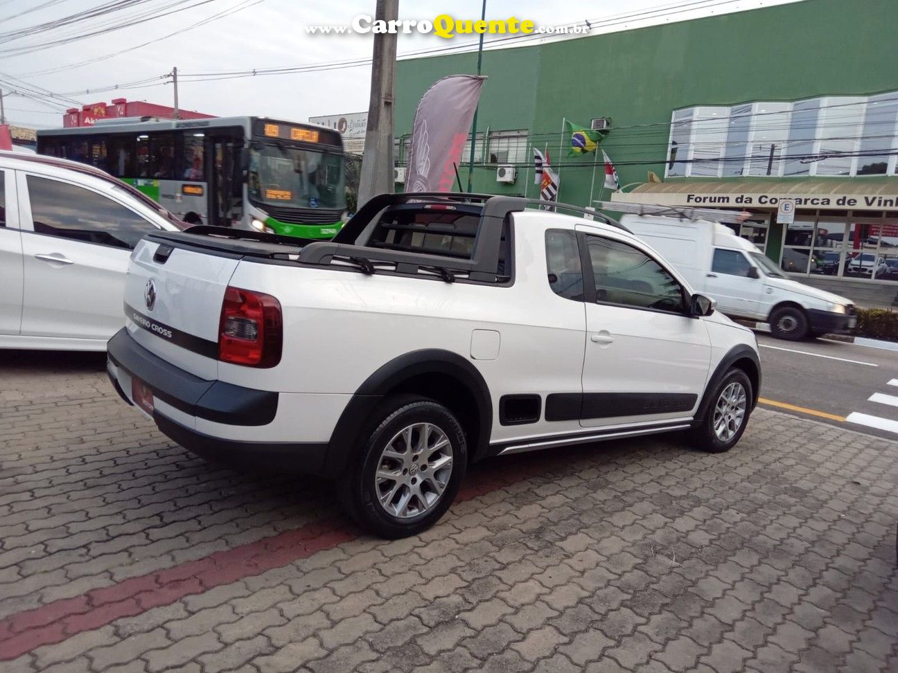 VOLKSWAGEN SAVEIRO 1.6 CROSS CE 16V - Loja