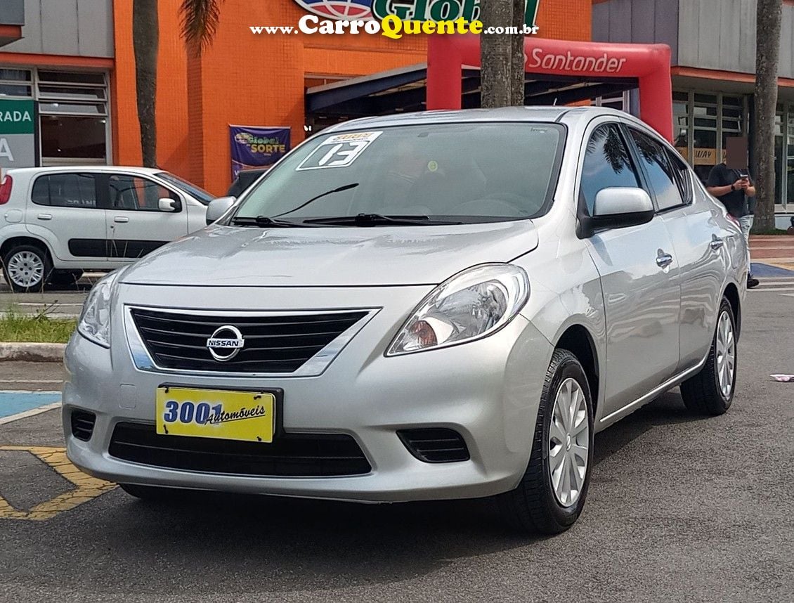 NISSAN VERSA 1.6 16V FLEXSTART SV - Loja