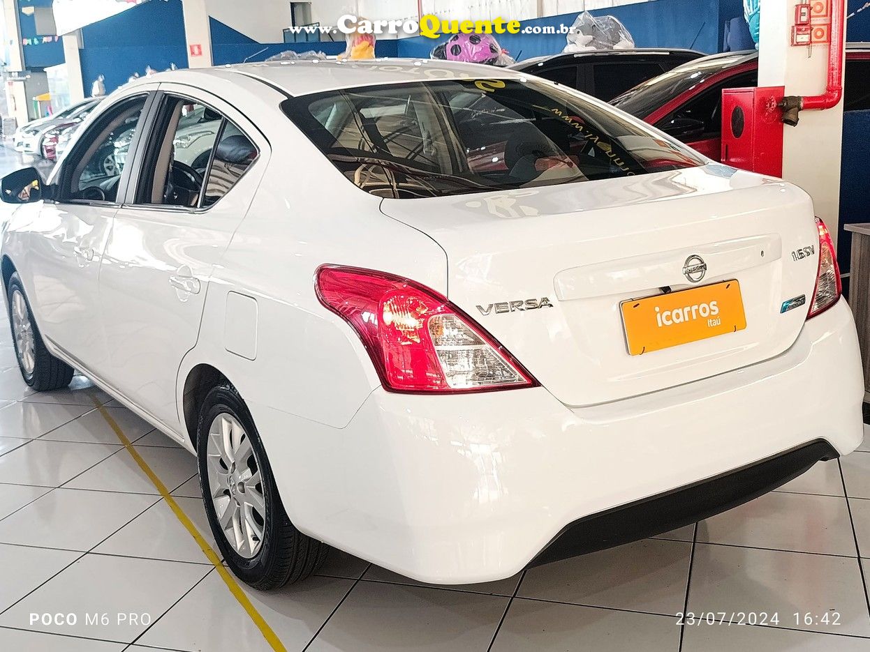 NISSAN VERSA 1.6 16V FLEXSTART SV - Loja