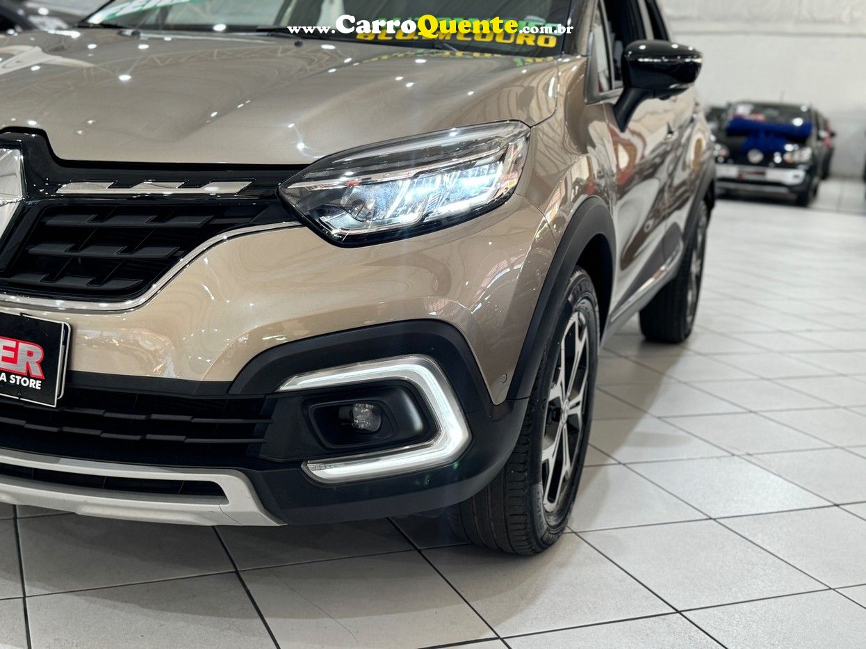 RENAULT CAPTUR 1.3 TCE ICONIC - Loja