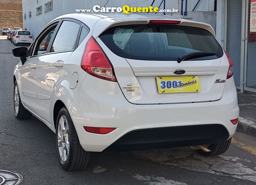 FORD FIESTA 1.6 SE HATCH 16V - Loja