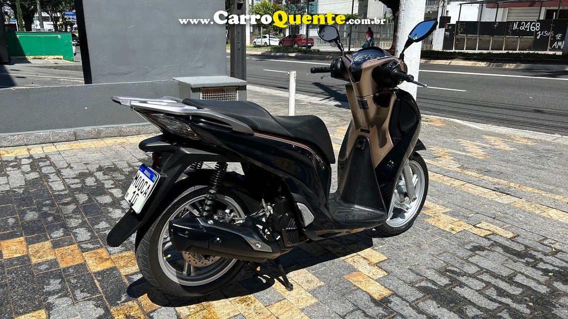 HONDA SH 150I DLX  - Loja