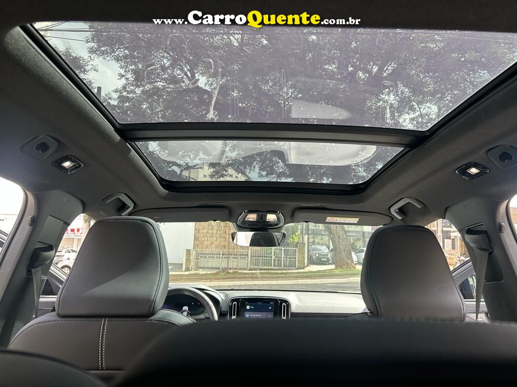 VOLVO XC40 P6 RECHARGE PLUS - Loja