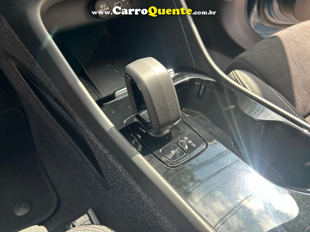 VOLVO XC40 P6 RECHARGE PLUS - Loja