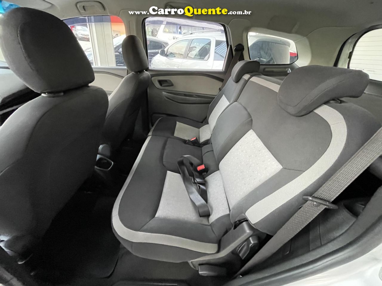 CHEVROLET   SPIN ADVANTAGE 1.8 8V ECONO.FLEX 5P AUT.   PRATA 2018 1.8 FLEX - Loja