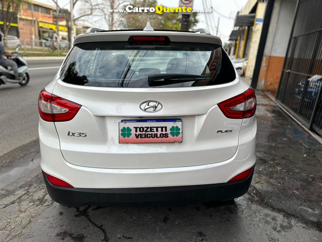 HYUNDAI   IX35 GLS 2.0 16V 2WD FLEX AUT.   BRANCO 2016 2.0 FLEX - Loja