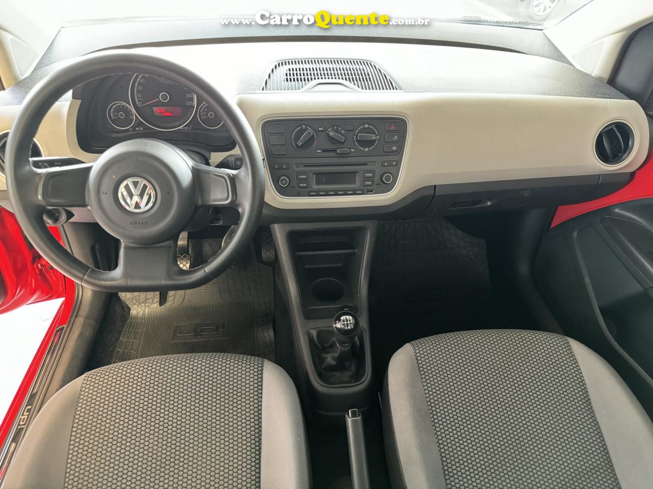 VOLKSWAGEN   UP! MOVE 1.0 TSI TOTAL FLEX 12V 5P   VERMELHO 2017 1.0 FLEX - Loja