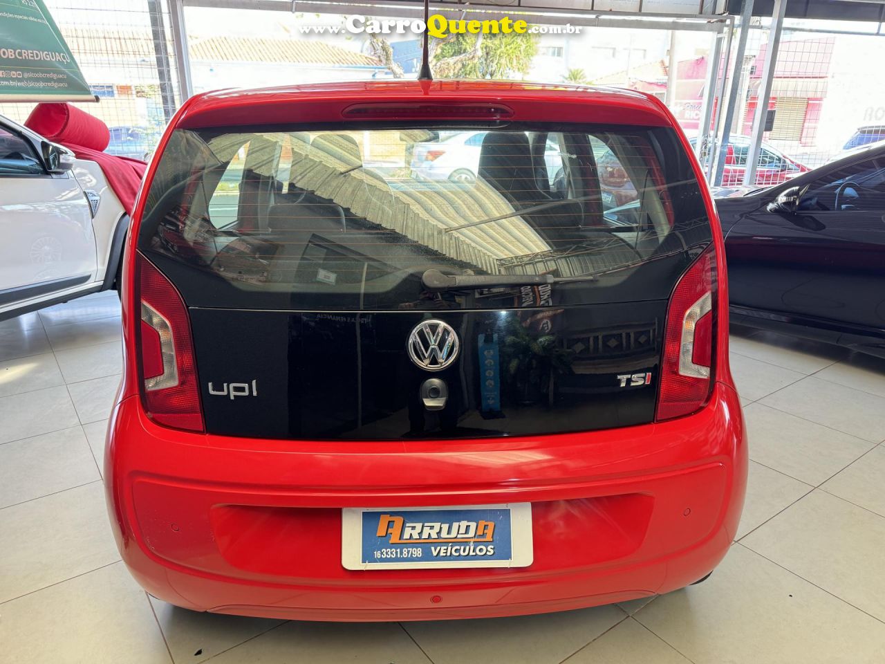 VOLKSWAGEN   UP! MOVE 1.0 TSI TOTAL FLEX 12V 5P   VERMELHO 2017 1.0 FLEX - Loja