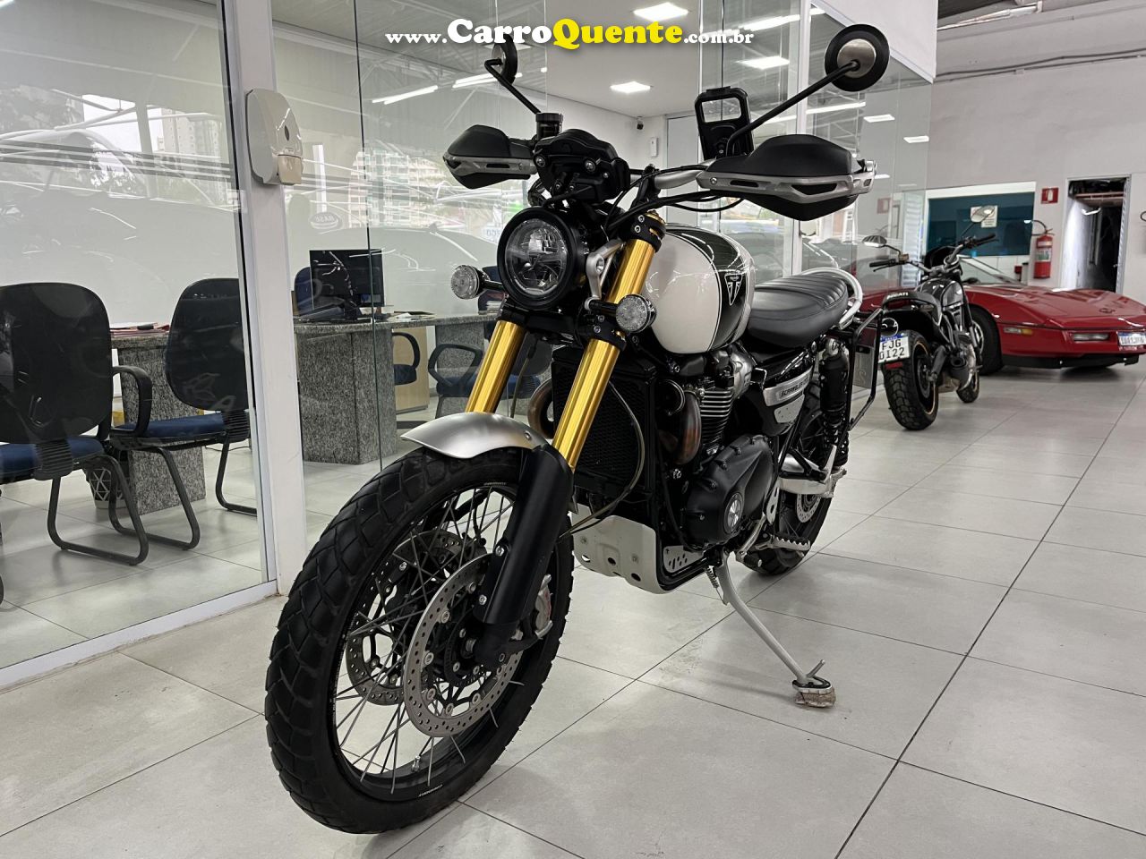 TRIUMPH   SCRAMBLER 1200 XE   BRANCO 2020 1200CC GASOLINA - Loja