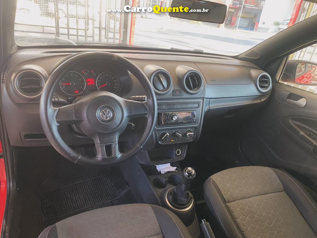 VOLKSWAGEN   GOL TRACK 1.0 MI TOTAL FLEX 8V 4P   VERMELHO 2014 1.0 FLEX - Loja