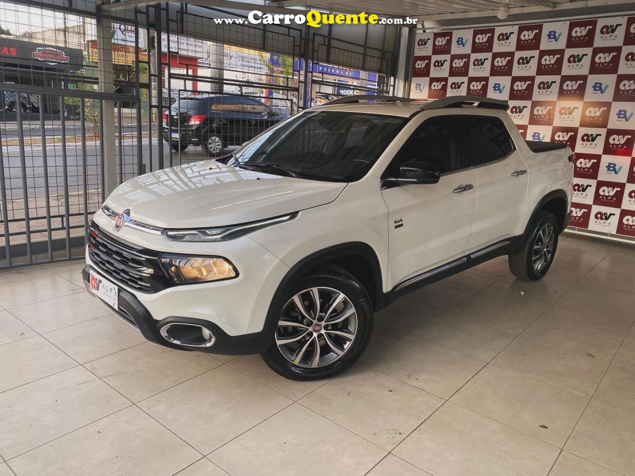 FIAT   TORO VOLCANO 2.0 16V 4X4 TB DIESEL AUT.   BRANCO 2020 2.0 DIESEL - Loja