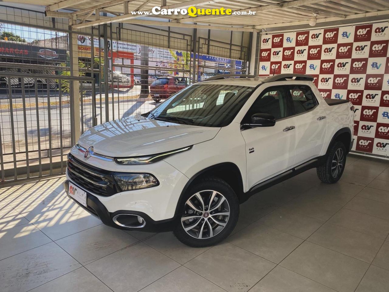 FIAT   TORO VOLCANO 2.0 16V 4X4 TB DIESEL AUT.   BRANCO 2020 2.0 DIESEL - Loja