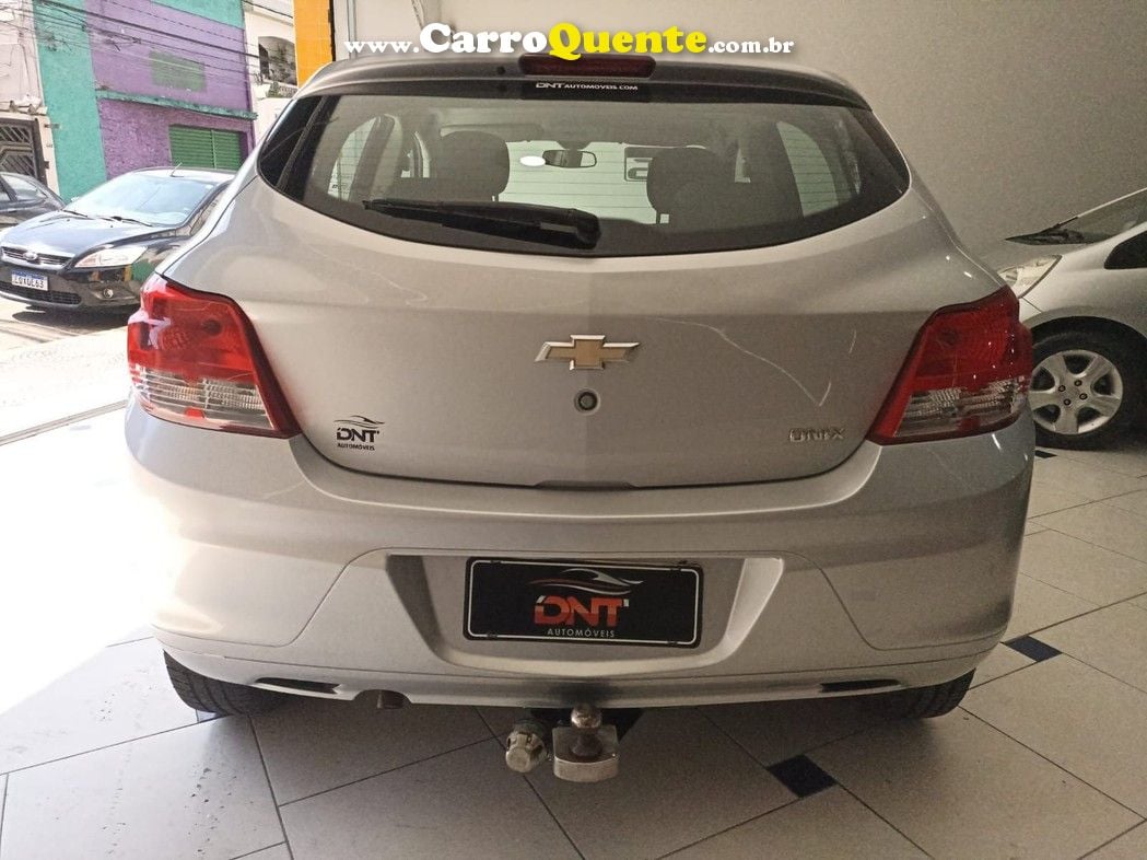 CHEVROLET ONIX 1.0 MPFI LS 8V - Loja