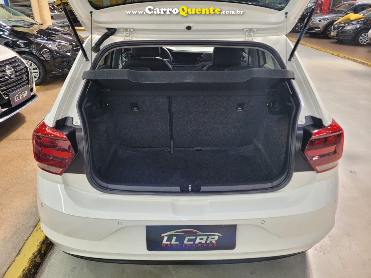 VOLKSWAGEN POLO 1.0 200 TSI COMFORTLINE - Loja