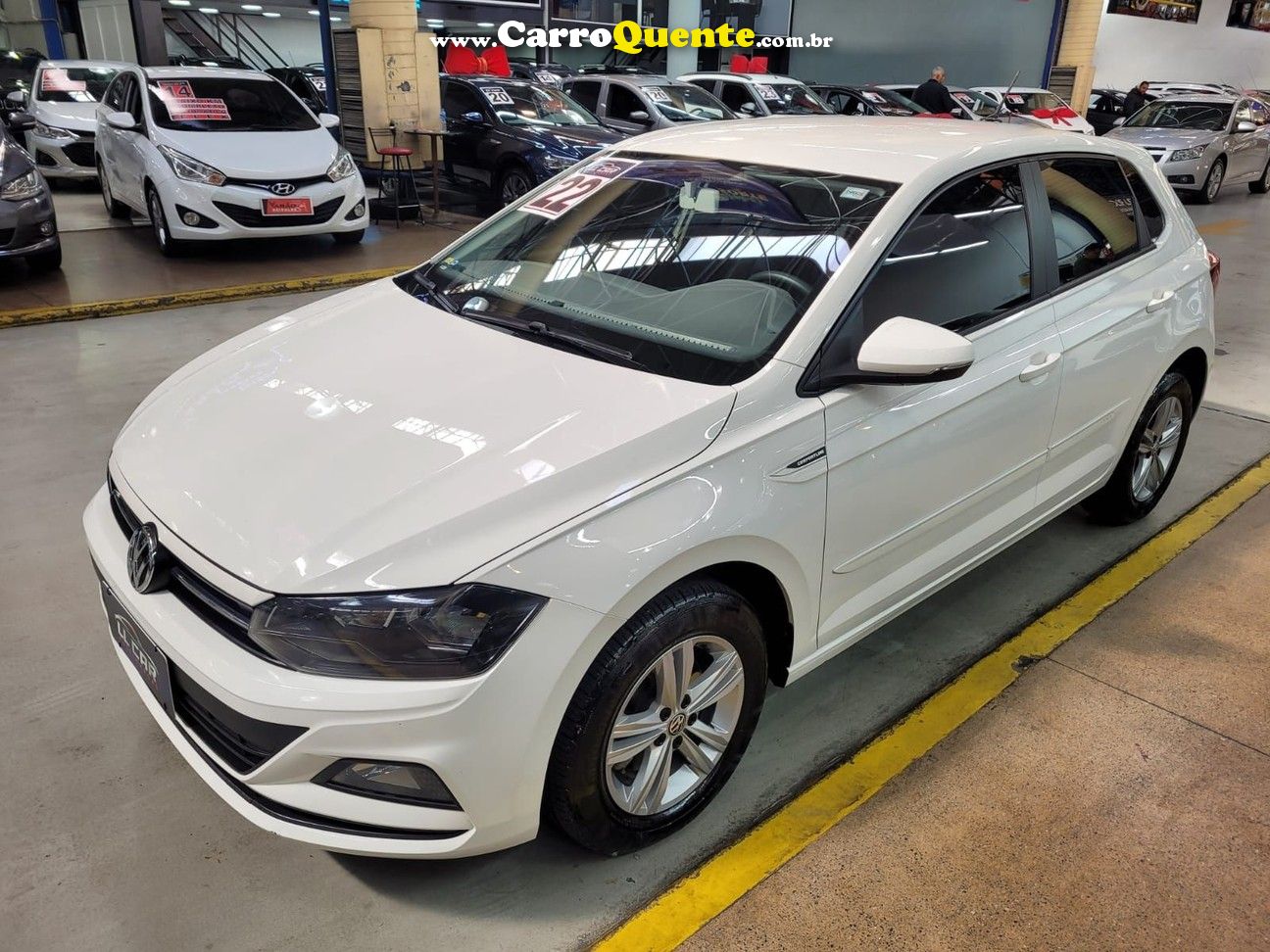 VOLKSWAGEN POLO 1.0 200 TSI COMFORTLINE - Loja