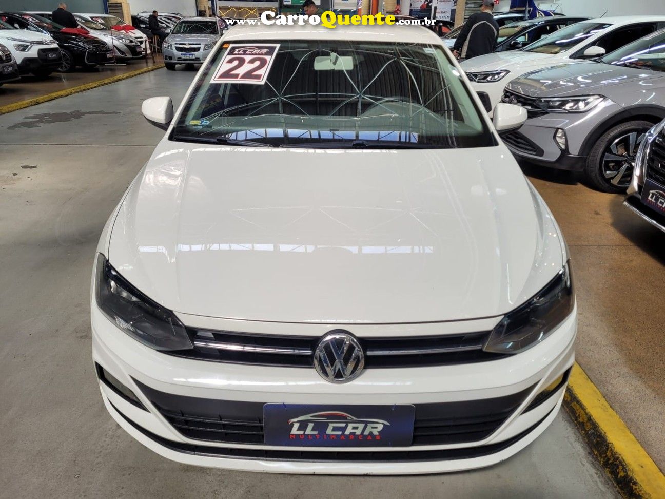 VOLKSWAGEN POLO 1.0 200 TSI COMFORTLINE - Loja