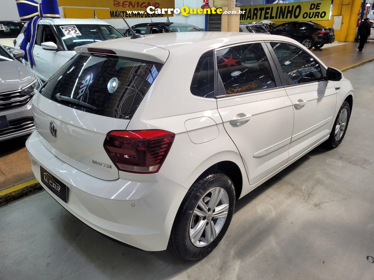 VOLKSWAGEN POLO 1.0 200 TSI COMFORTLINE - Loja