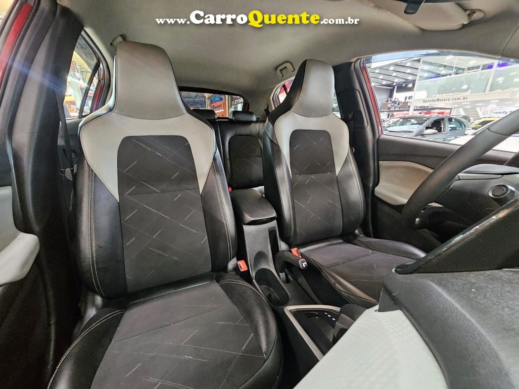 CHEVROLET ONIX 1.0 TURBO PREMIER * C/ IPVA TOTAL PAGO * - Loja