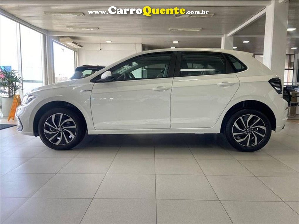 VOLKSWAGEN POLO 1.0 170 TSI HIGHLINE - Loja