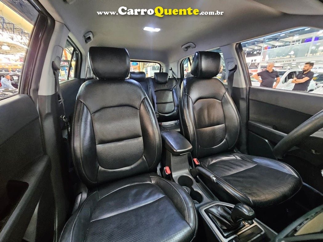 HYUNDAI CRETA 1.6 ATTITUDE FLEX * C/ BANCOS DE COURO * - Loja