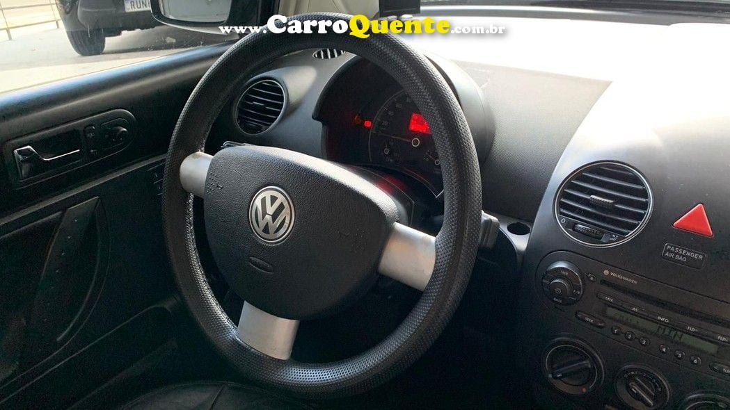 VOLKSWAGEN NEW BEETLE 2.0 MI 8V - Loja