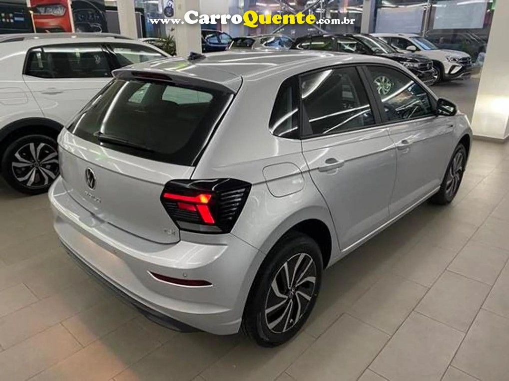 VOLKSWAGEN POLO 1.0 200 TSI HIGHLINE - Loja