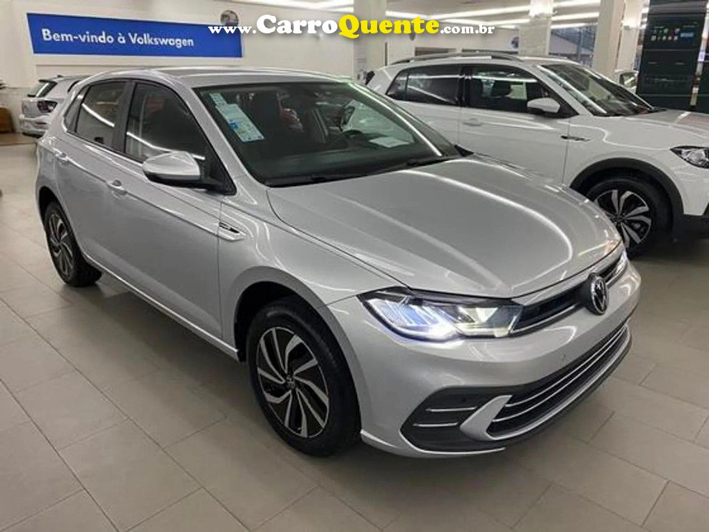 VOLKSWAGEN POLO 1.0 200 TSI HIGHLINE - Loja