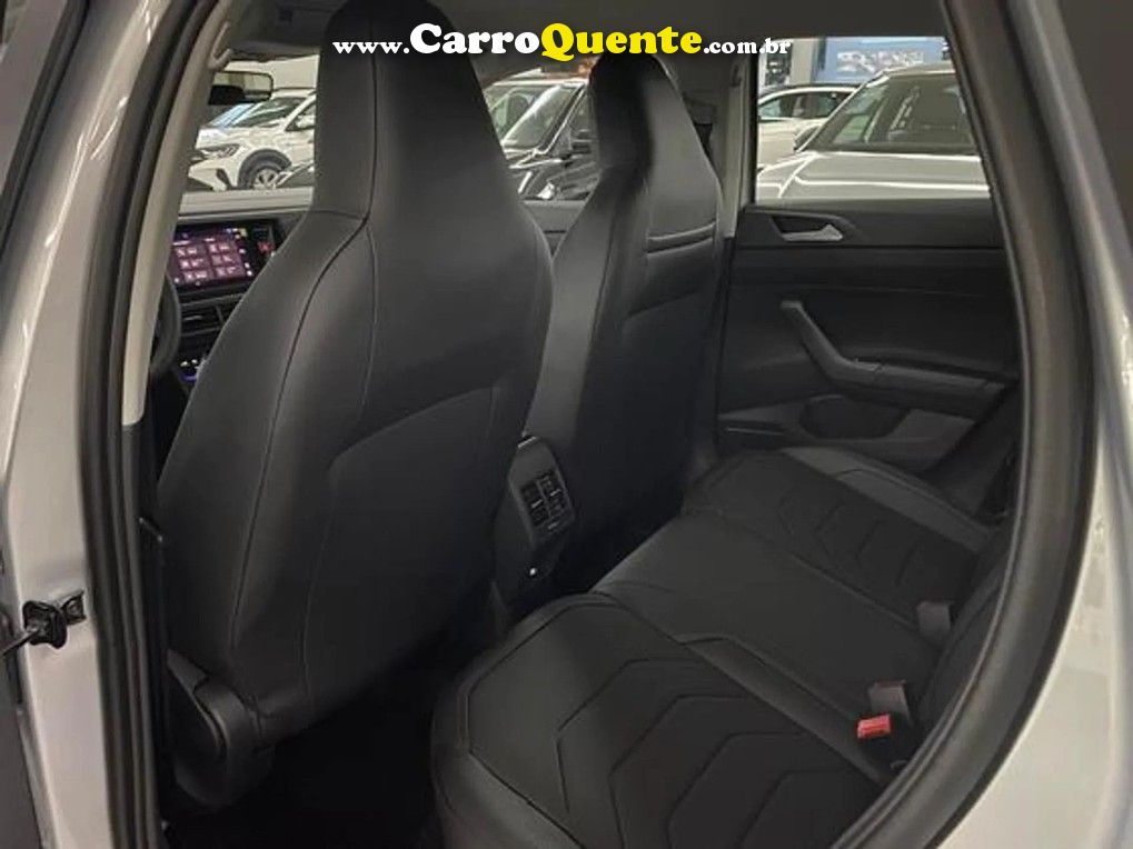 VOLKSWAGEN POLO 1.0 200 TSI HIGHLINE - Loja