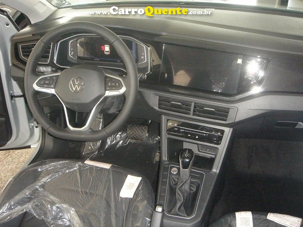 VOLKSWAGEN POLO 1.0 200 TSI HIGHLINE - Loja