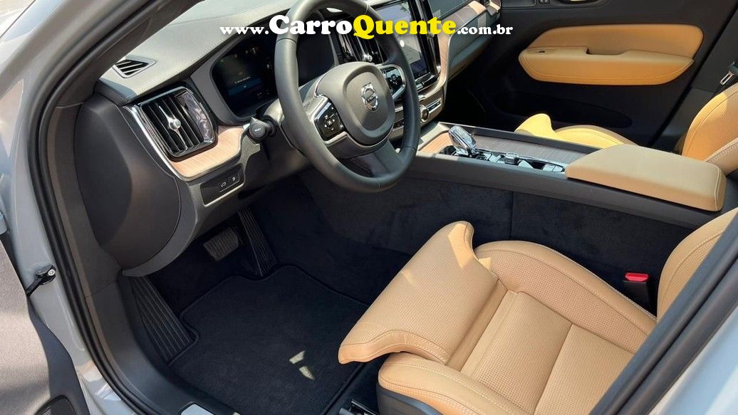 VOLVO XC60 2.0 T8 RECHARGE ULTIMATE AWD 2024 - Loja