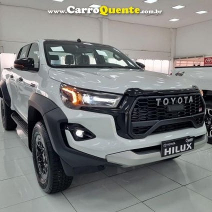 TOYOTA HILUX 2.8 D-4D TURBO CD GR-S 4X4