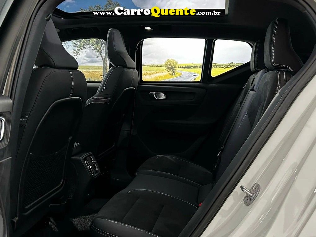 VOLVO XC40 P8 RECHARGE TWIN ULTIMATE AWD 2024 - Loja