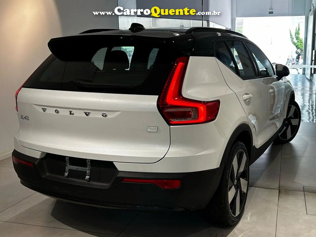 VOLVO XC40 P8 RECHARGE TWIN ULTIMATE AWD 2024 - Loja