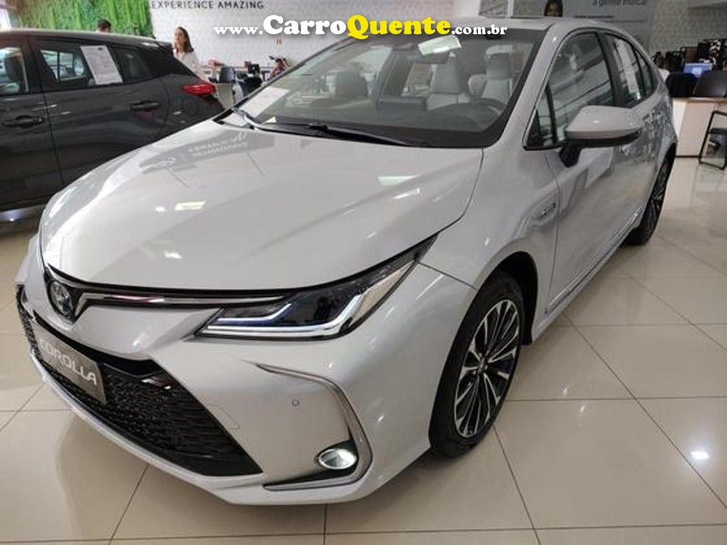 TOYOTA COROLLA 1.8 VVT-I HYBRID ALTIS - Loja