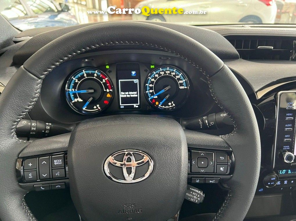 TOYOTA HILUX 2.8 D-4D TURBO CD CONQUEST 4X4 - Loja