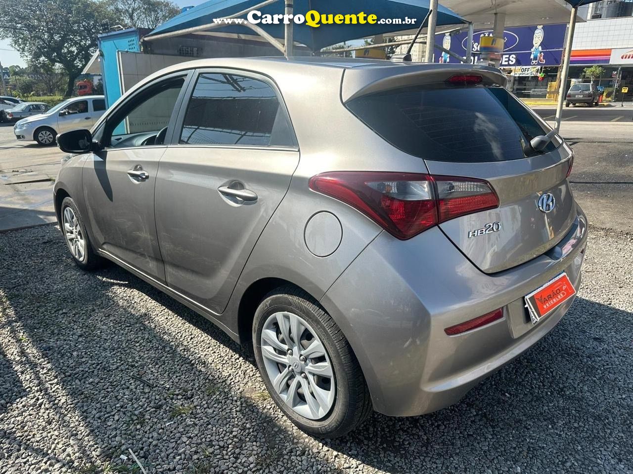 HYUNDAI HB20 1.0 COMFORT PLUS 12V TURBO - Loja