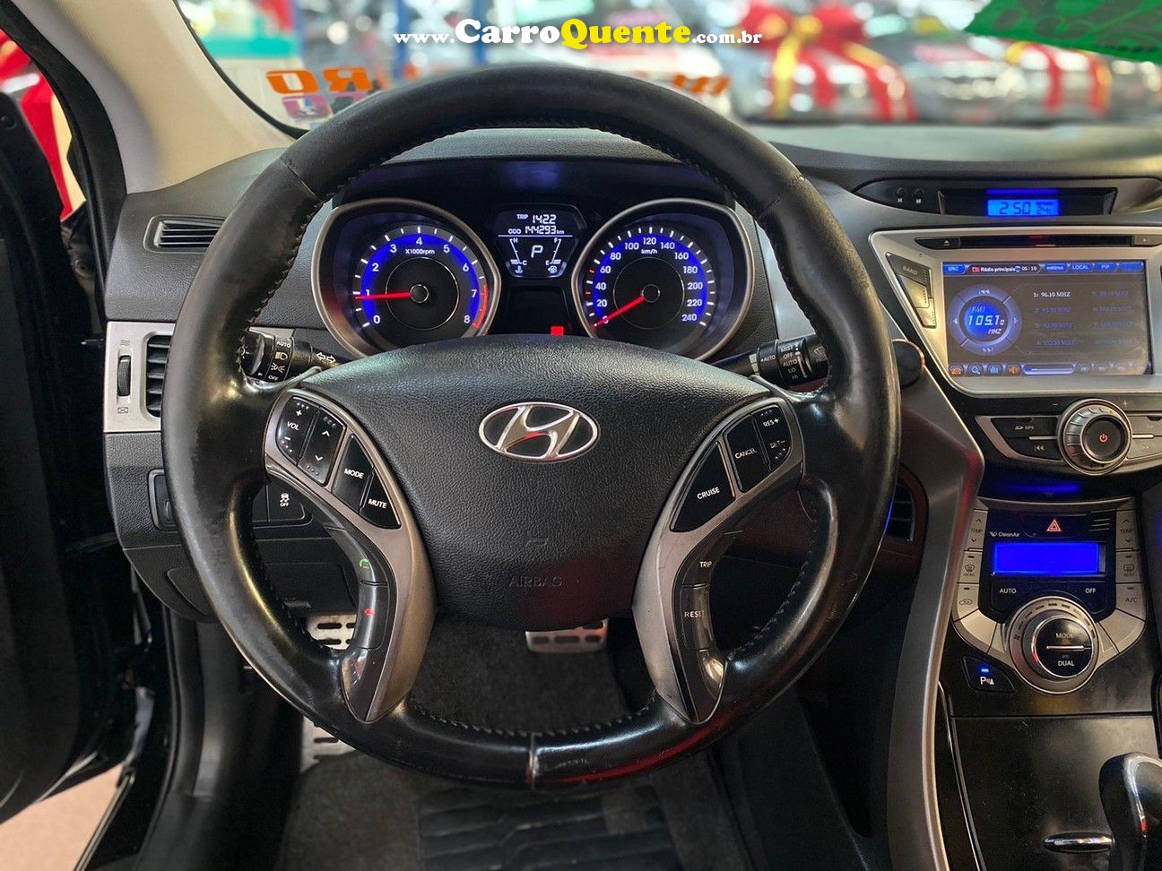 HYUNDAI ELANTRA 2.0 GLS 16V - Loja