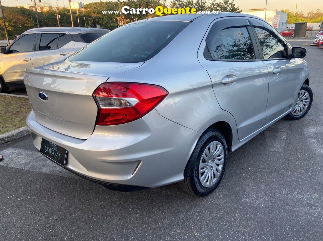 FORD KA 1.5 TIVCT SE SEDAN - Loja