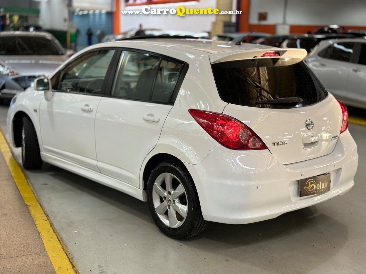 NISSAN TIIDA 1.8 SL 16V - Loja