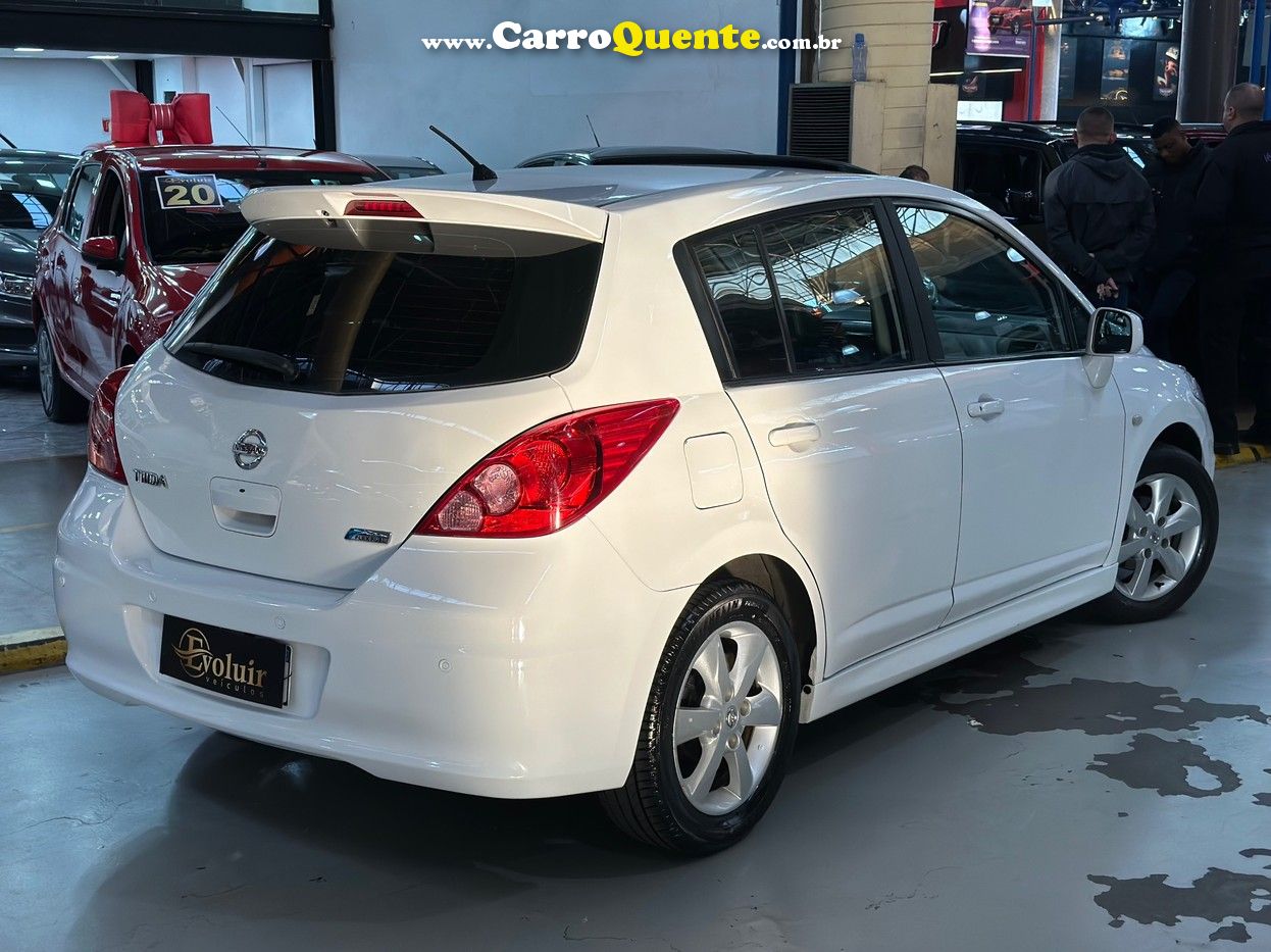 NISSAN TIIDA 1.8 SL 16V - Loja