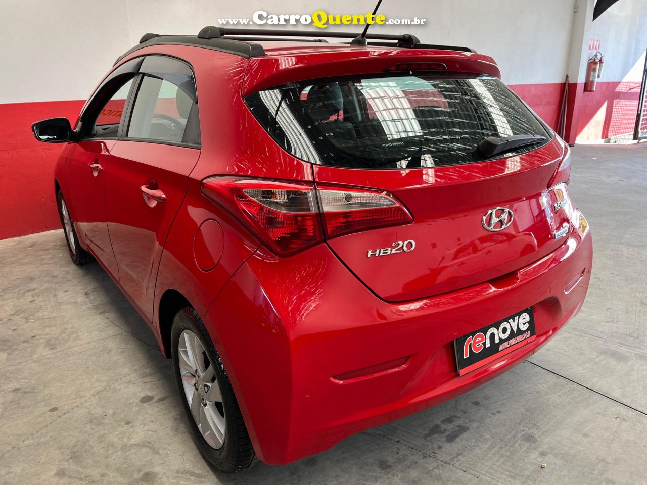 HYUNDAI   HB20 PREMIUM 1.6 FLEX 16V AUT.   VERMELHO 2013 1.6 FLEX - Loja