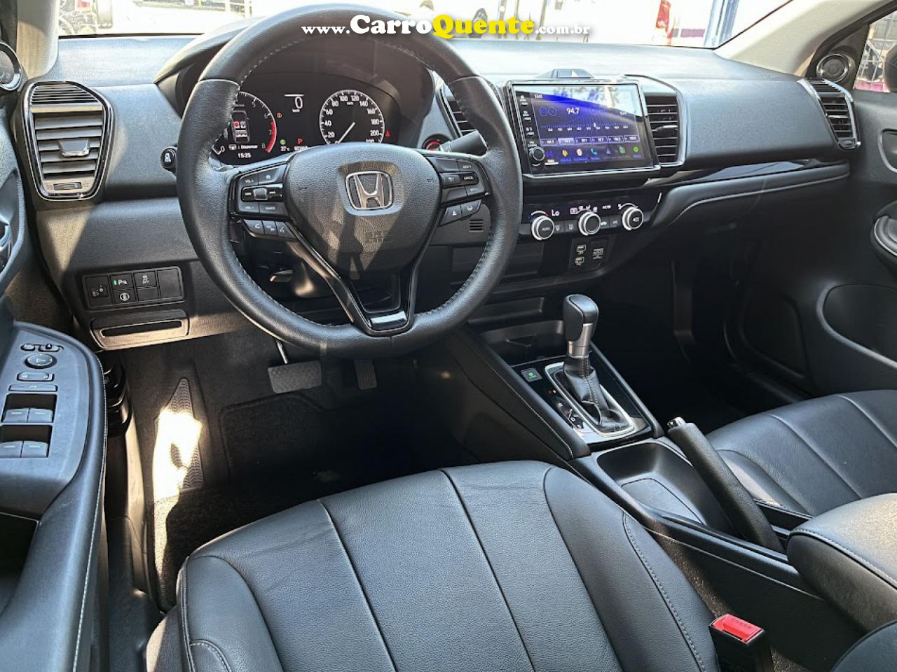 HONDA   CITY SEDAN TOURING 1.5 FLEX 16V 4P AUT.   PRATA 2022 1.5 FLEX - Loja